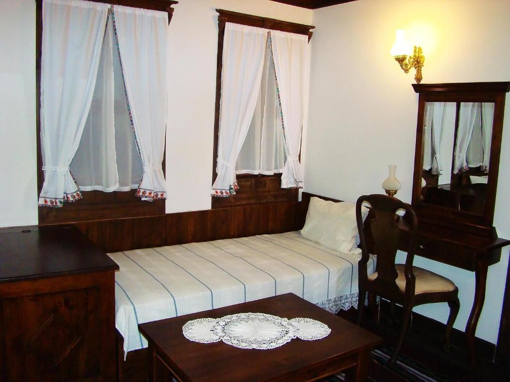 Djudjeva Kyshta Hotel باناجيريشت الغرفة الصورة