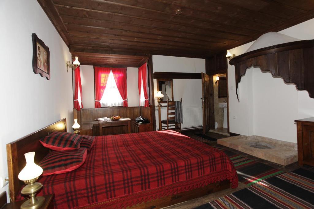 Djudjeva Kyshta Hotel باناجيريشت الغرفة الصورة